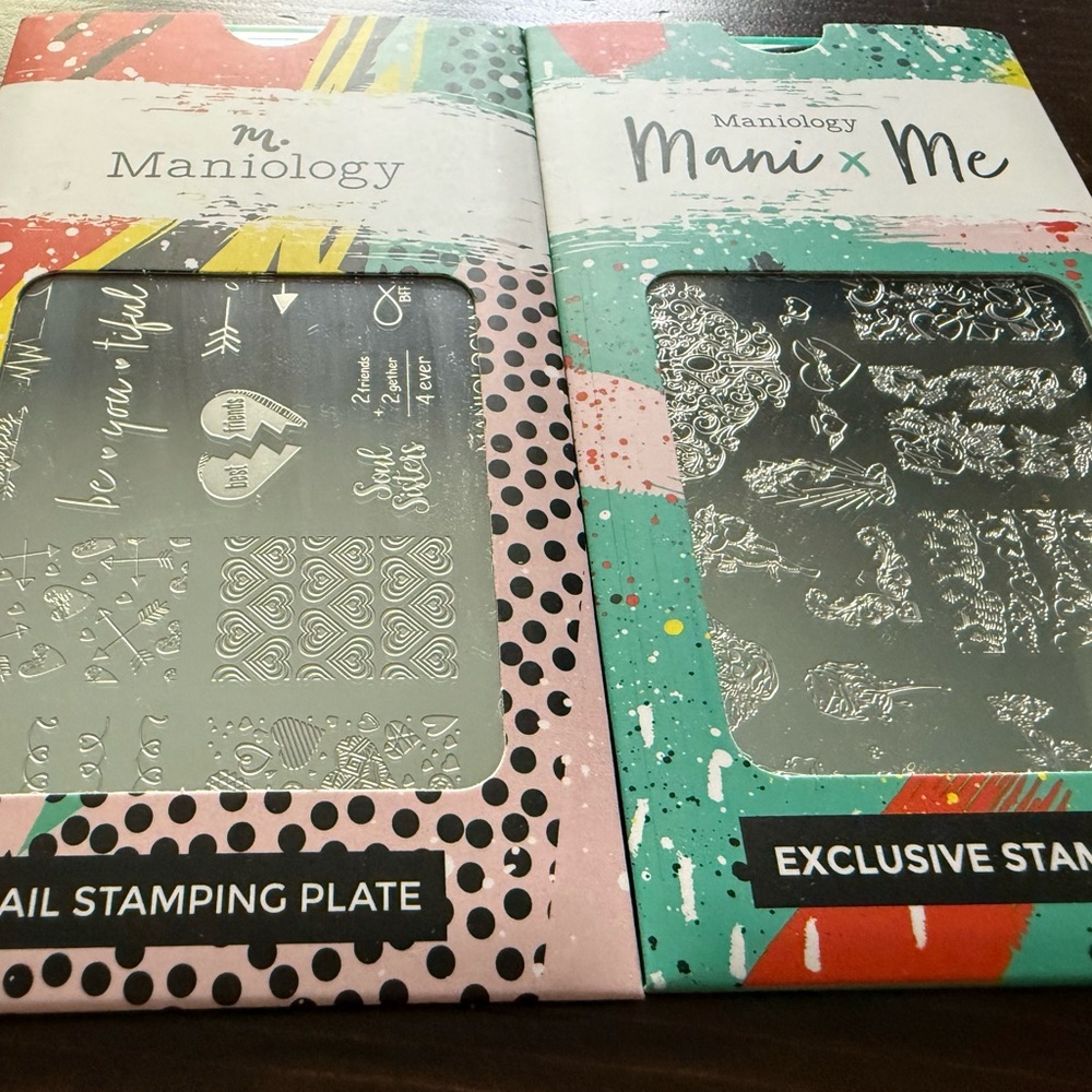 Maniology Nail Stamping Plates Love Set